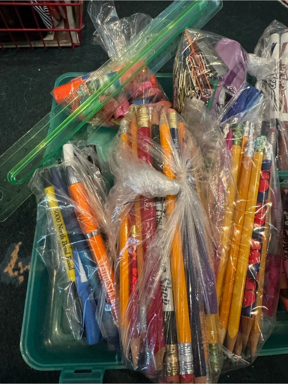 Kids Coloring and Writing Set — Assorted Colors all tested they work